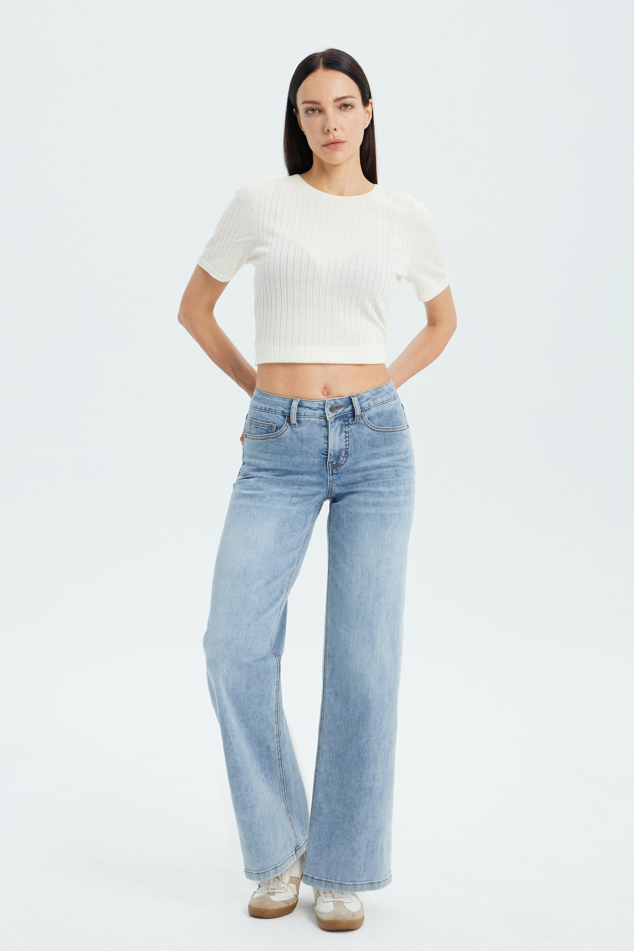 Super Stretch Wide Leg Jeans for Women - Light Washed | BLEU