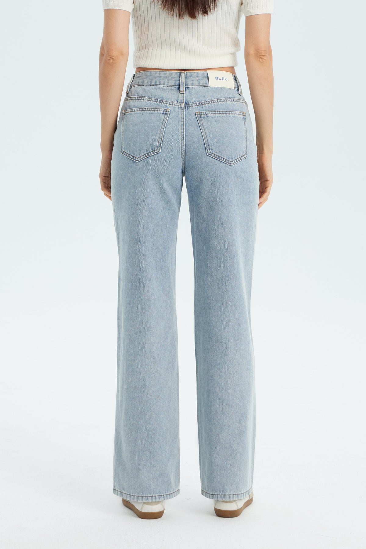 Women's Vintage Baggy Jeans - Relaxed Fit Light Wash | BLEU